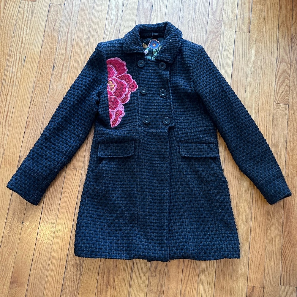 Desigual Jacket with embroidered flower. Size 38, US size 6.